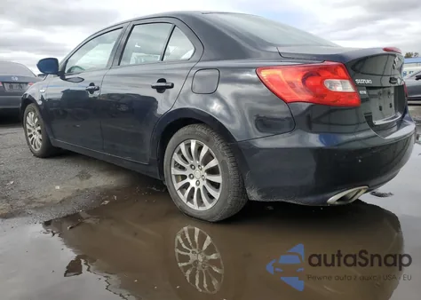 2010 Suzuki Kizashi Se z USA, uszkodzony, nr VIN JS2RF9A3XA6100078